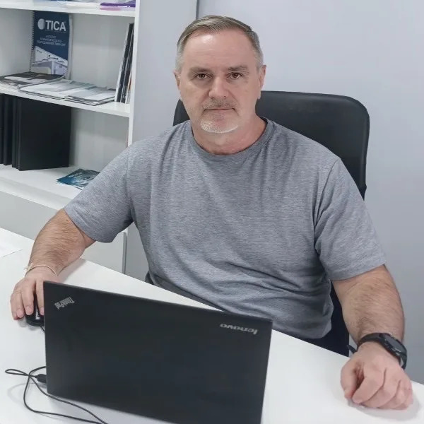 Иванов Иван